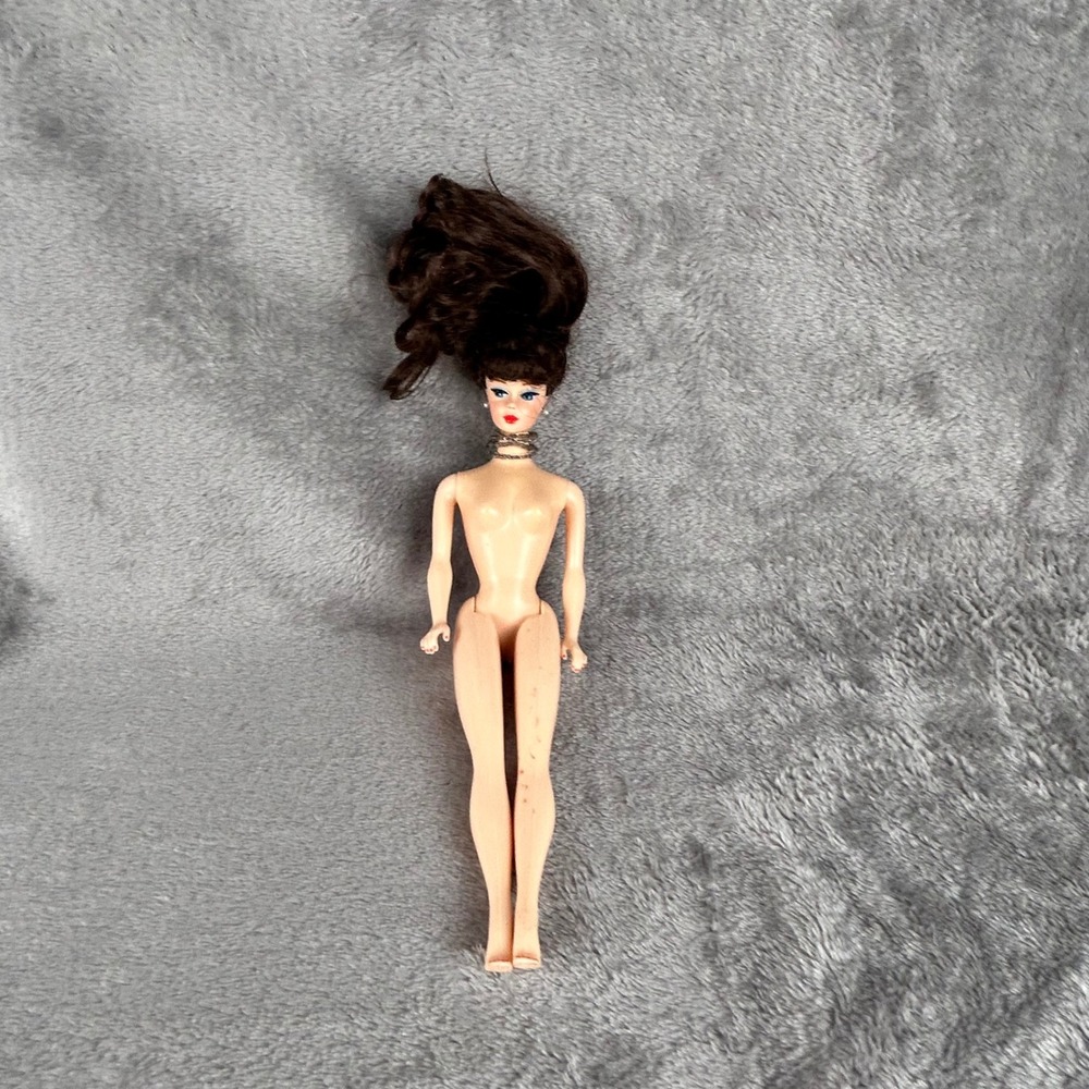 Vintage 1993 Mattel Barbie Doll Brunette Ponytail Blue Eyes 1958 Mold Malaysia